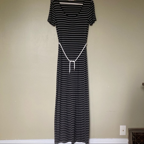 CALVIN KLEIN Black & White Stripe Maxi Dress EUC - Picture 2 of 4